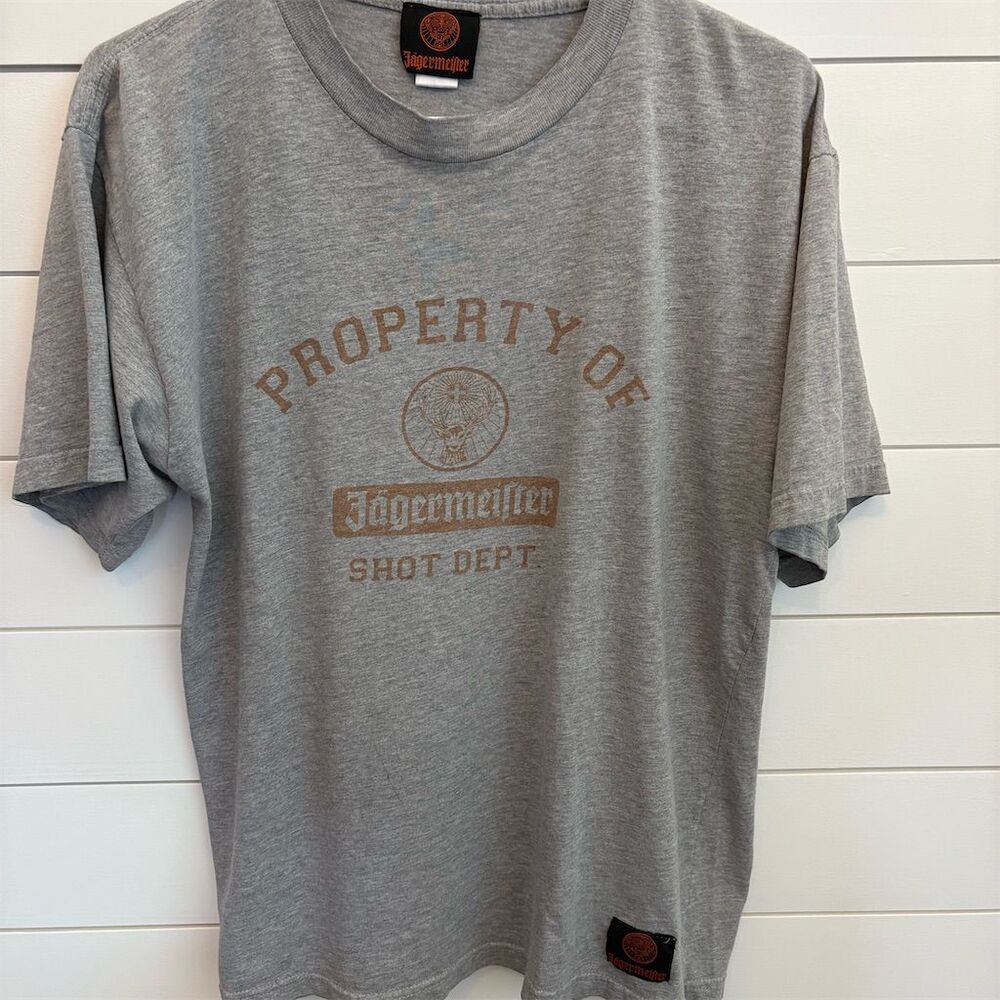 Jägermeister Shot‎ Dept Men's Gray Graphic T-Shirt Size M Short Sleeve